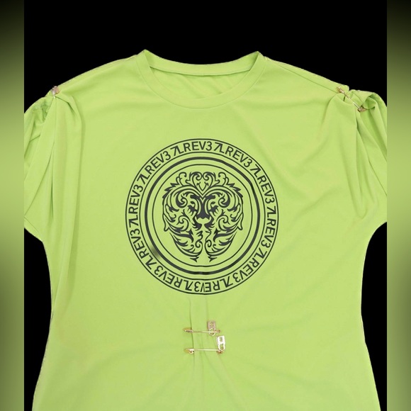 🔥JUST IN V DRESS🔥 - Picture 4 of 10